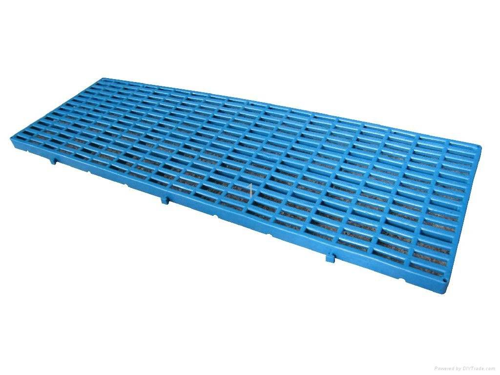 塑料垫仓板的材质和优点